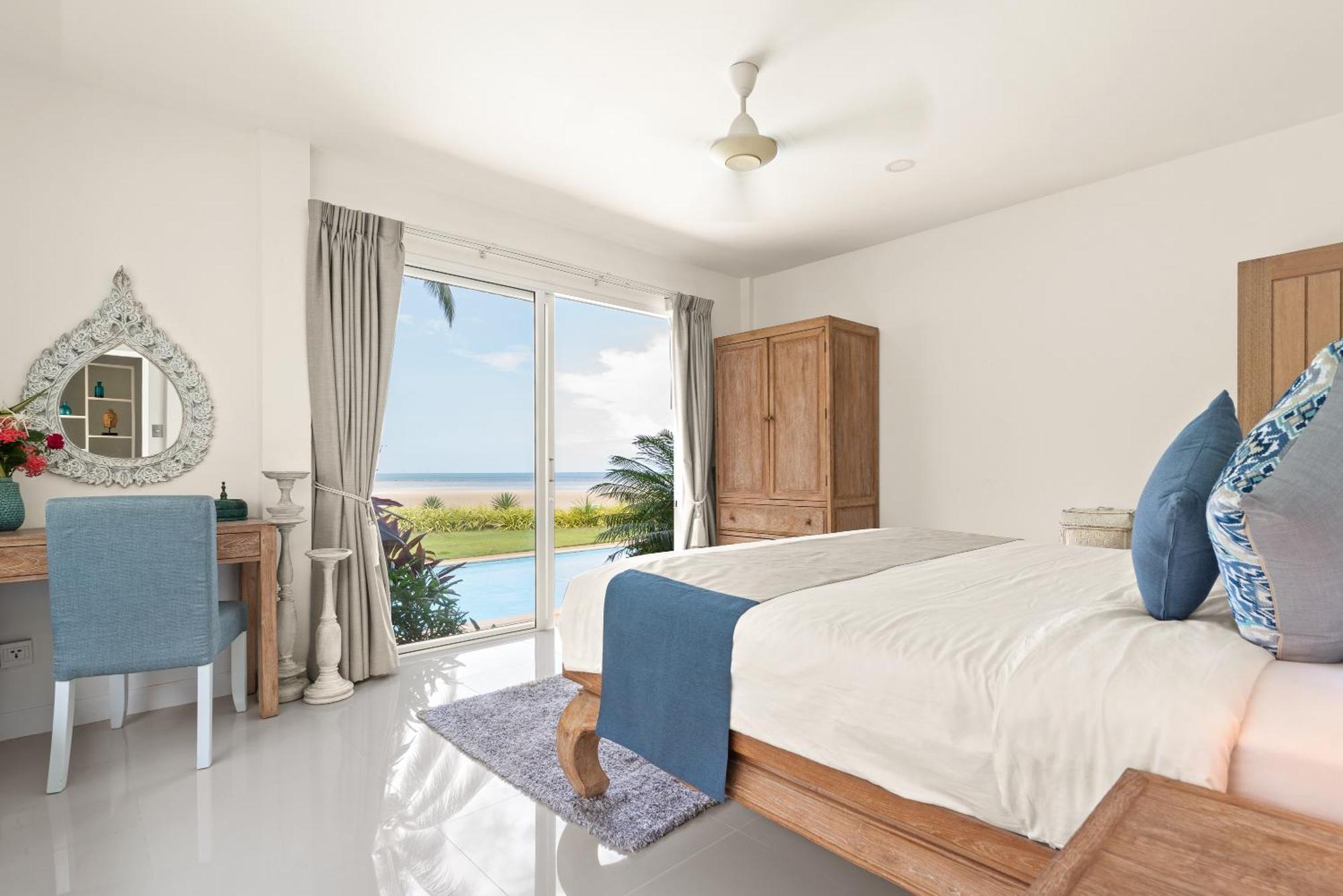 Beachfront Baan Rim Haad 3br 拉迈海滩